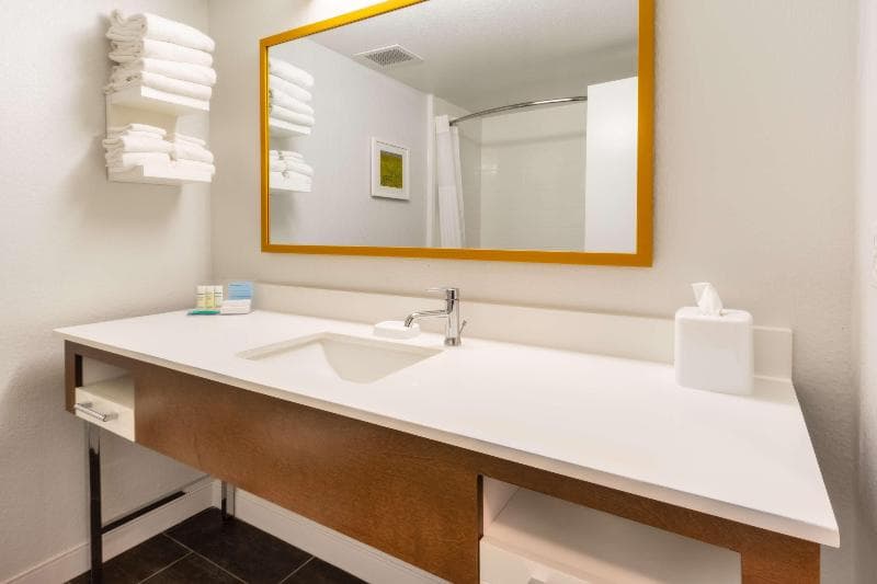 Hampton Inn Laramie 5