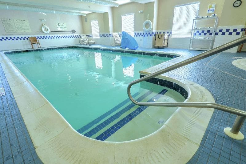 Hampton Inn Batavia 3