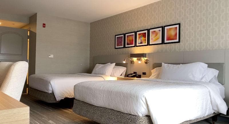 Hilton Garden Inn Hamilton 5