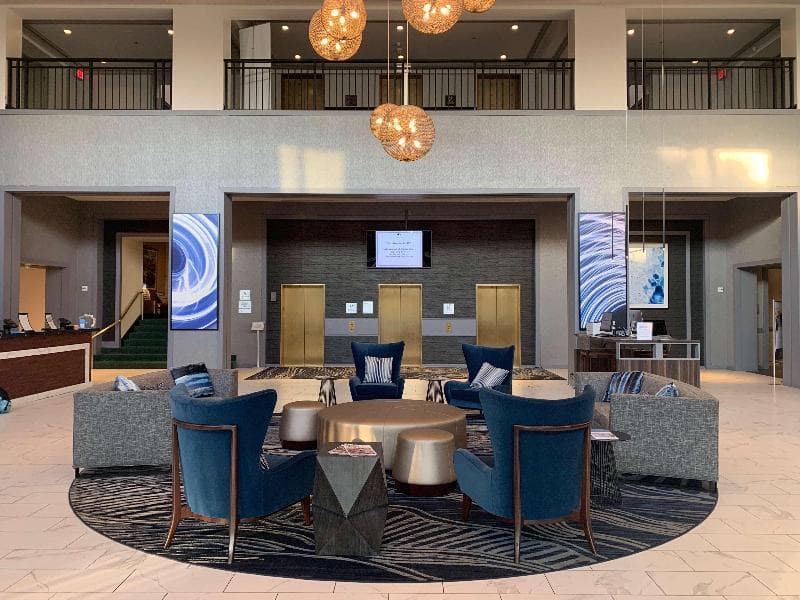 DoubleTree Suites by Hilton Hotel & Conference Center Chicag 4