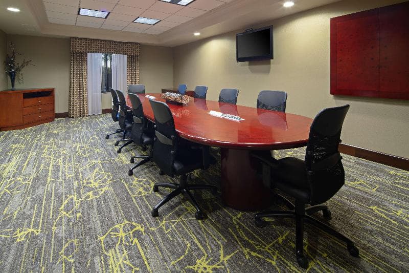 Hampton Inn Visalia photo 1