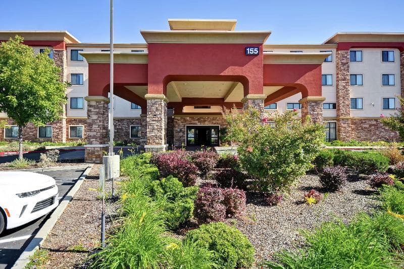 Hampton Inn & Suites Folsom 3