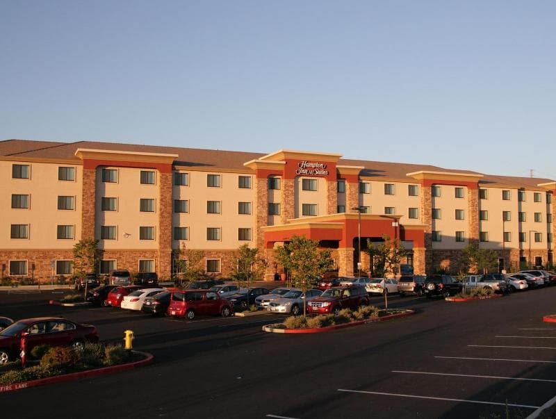 Hampton Inn & Suites Folsom photo 1