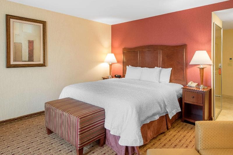 Hampton Inn & Suites Arcata, CA 4