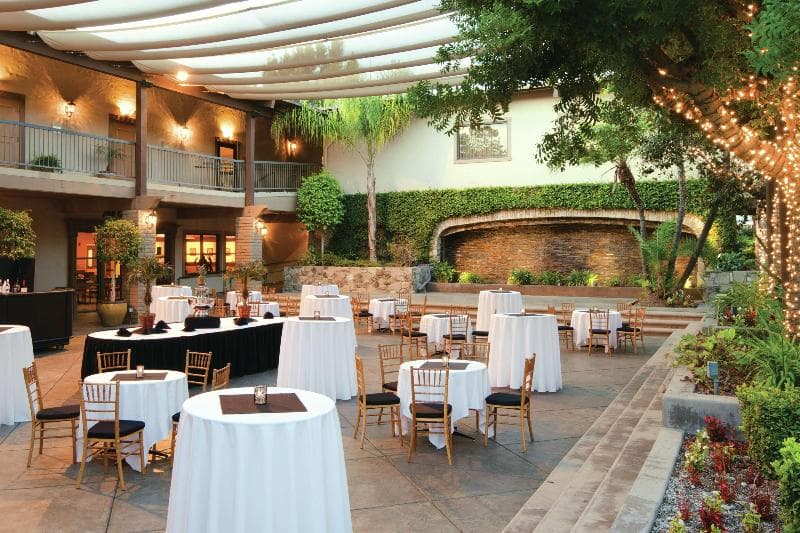 DoubleTree by Hilton Claremont photo 1