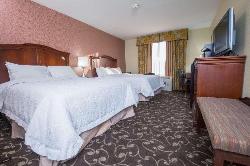 Hampton Inn Brattleboro 5