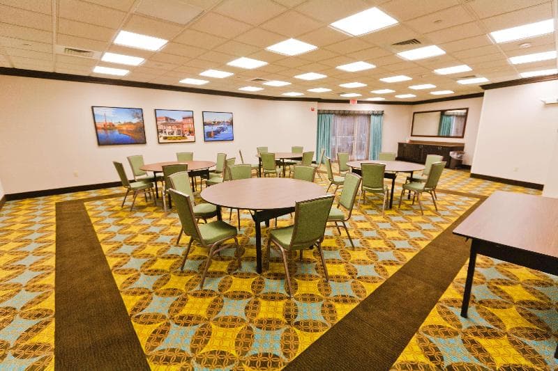 Hampton Inn & Suites Exeter photo 1