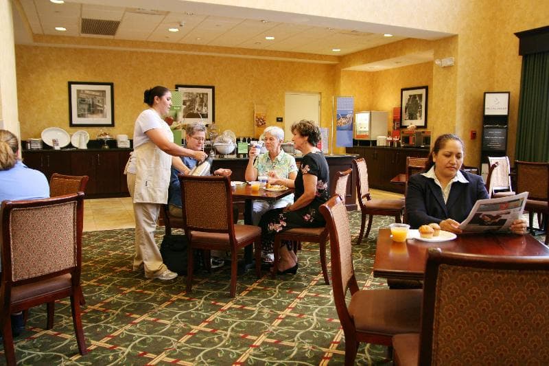Hampton Inn & Suites Dobson 3