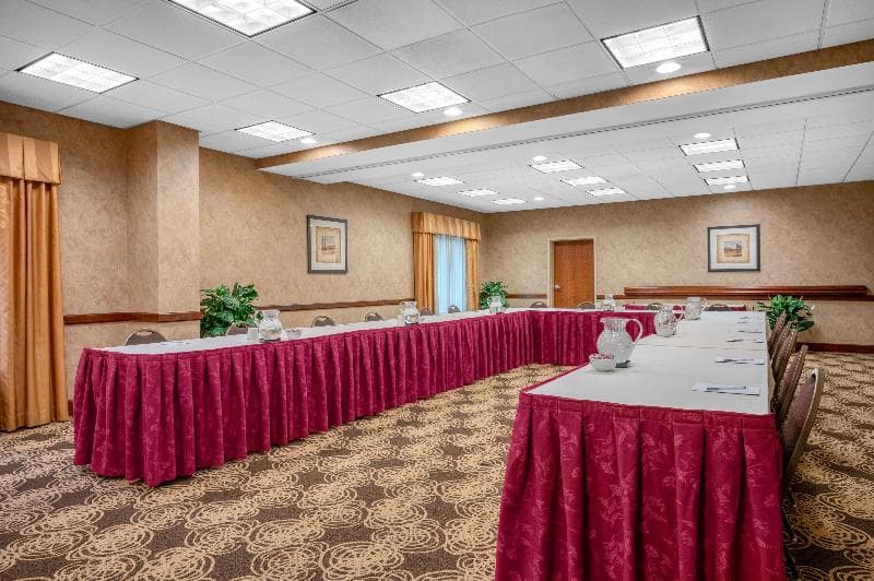 Hampton Inn Raynham-Taunton photo 1
