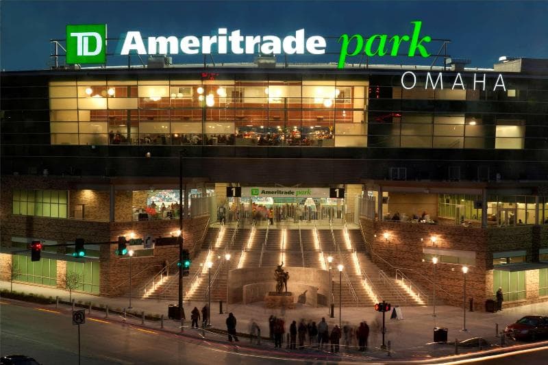 Hampton Inn & Suites Omaha-Downtown 4
