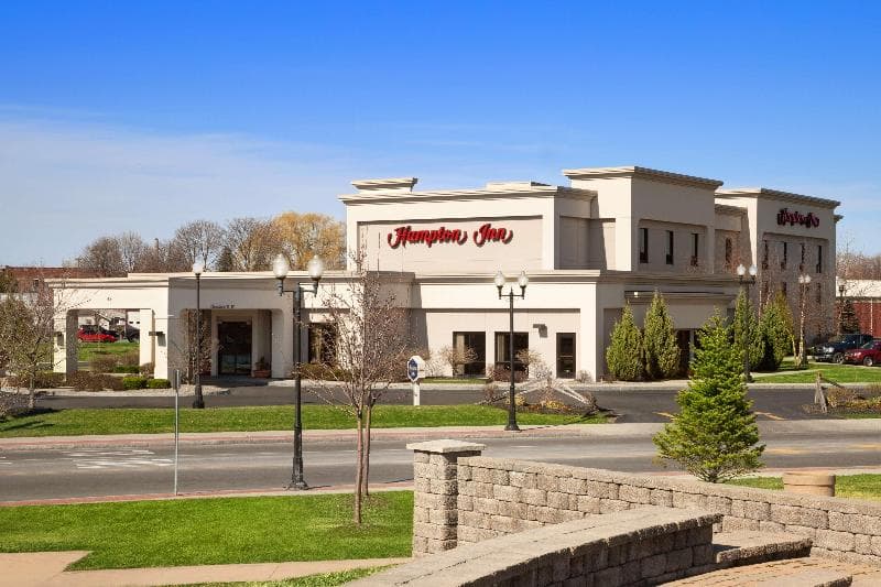 Hampton Inn Geneva 5