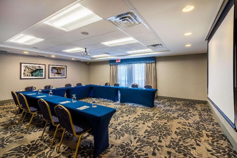 Hampton Inn Philadelphia/Plymouth Meeting photo 1