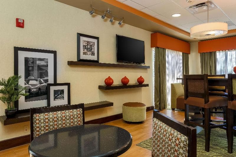 Hampton Inn Nanuet 3