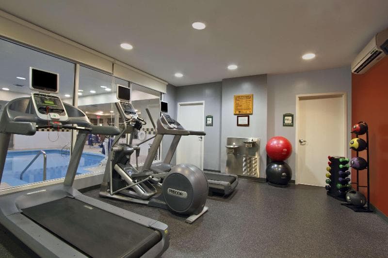 Hilton Garden Inn St. Charles 3