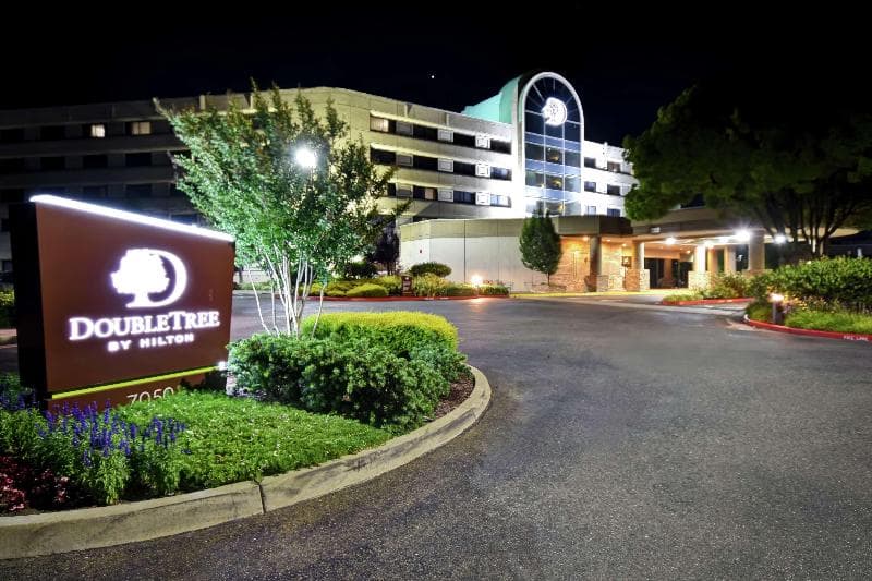 DoubleTree by Hilton Pleasanton at the Club photo 1