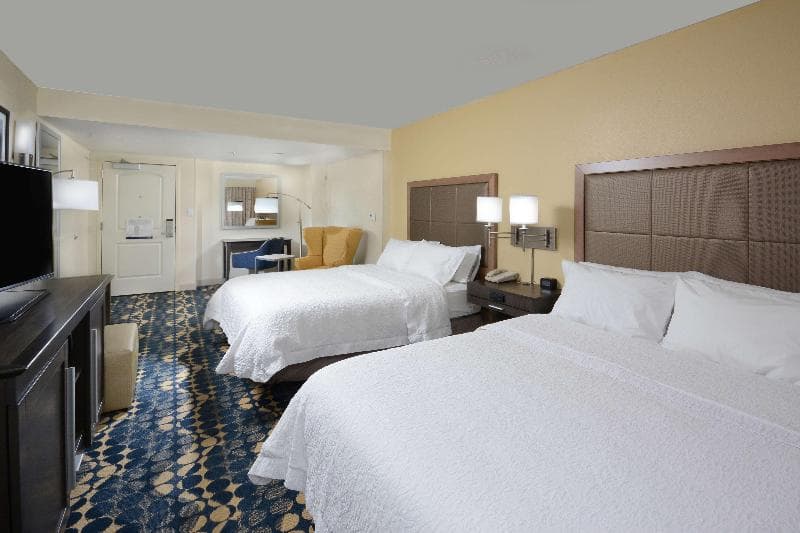 Hampton Inn Roxboro 5