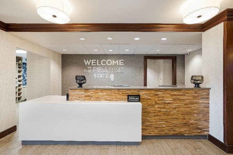 Hampton Inn McHenry 4