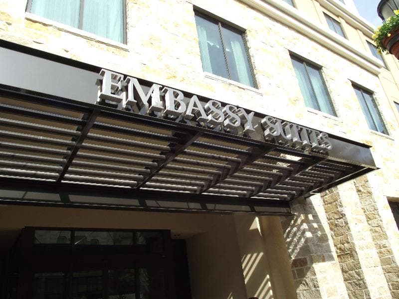 Embassy Suites by Hilton San Antonio Riverwalk Downtown 2