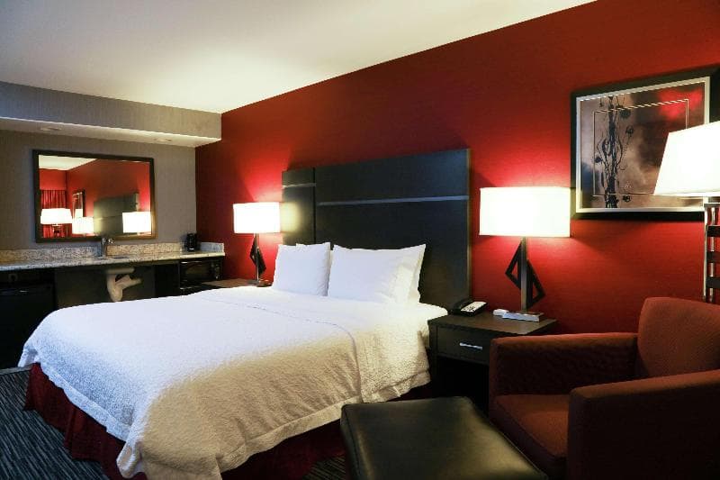 Hampton Inn & Suites Temecula 4