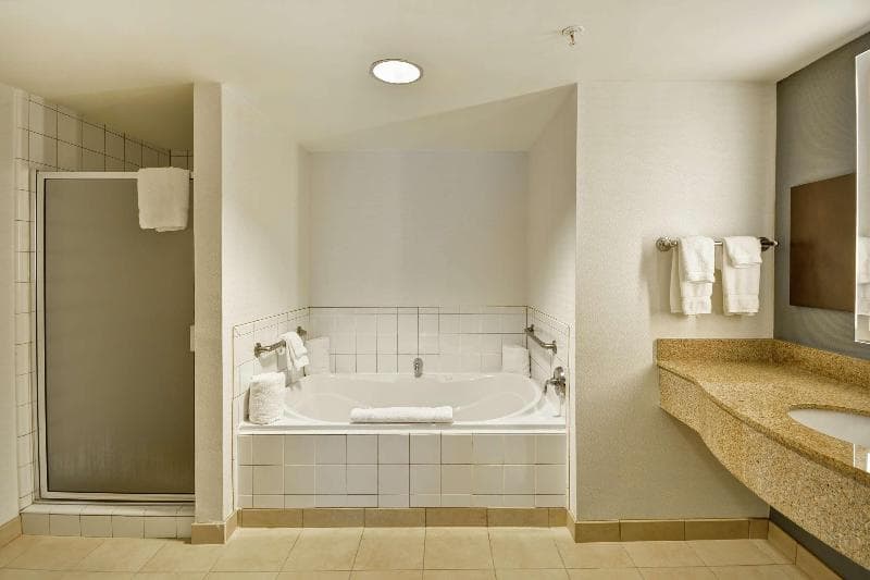 Hilton Garden Inn Gulfport Airport 3