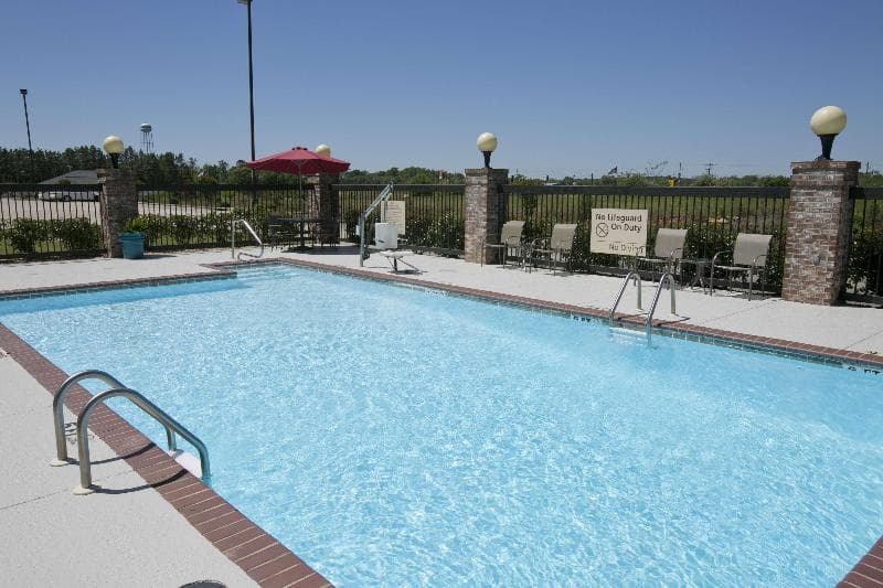 Hampton Inn & Suites Wiggins 3