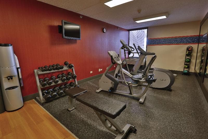 Hampton Inn Chicago/Naperville 2