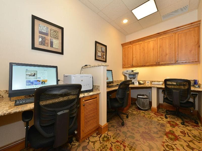 Hampton Inn & Suites Buffalo main