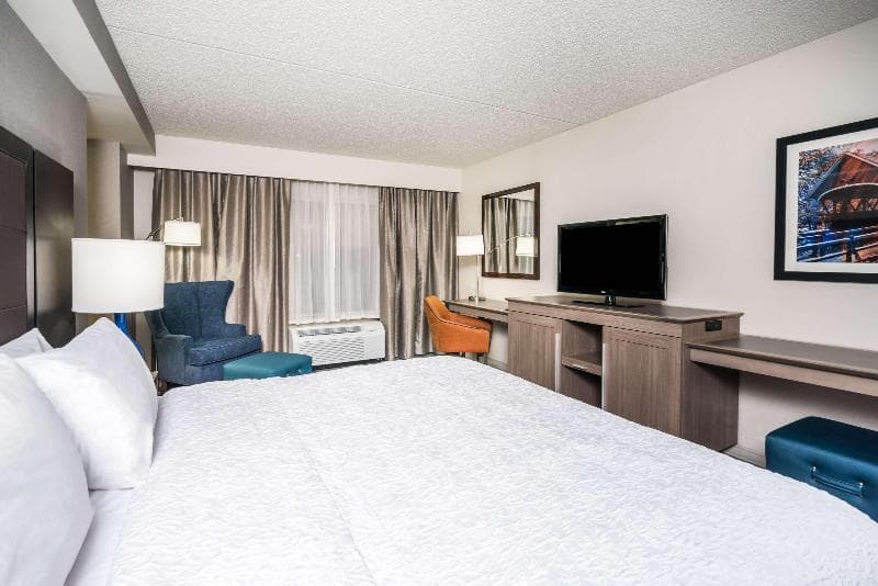 Hampton Inn Clifton Park photo 1