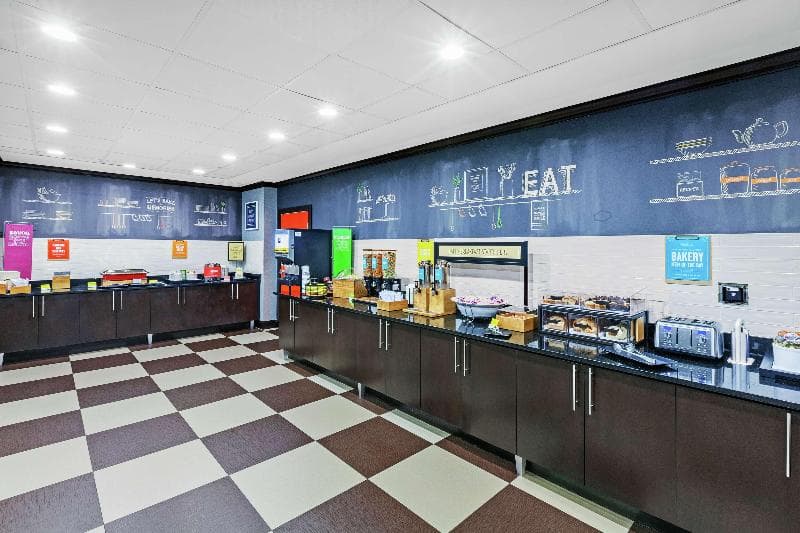 Hampton Inn & Suites Houston/League City 3
