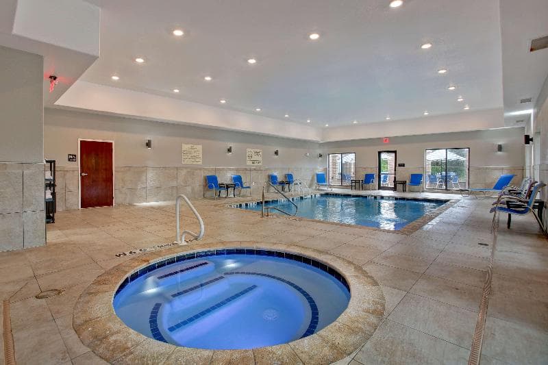 Hampton Inn & Suites Dallas-DeSoto 4