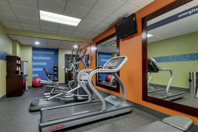 Hampton Inn Lebanon 2