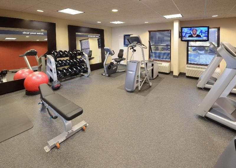 Hampton Inn Raleigh/Town Of Wake Forest 2