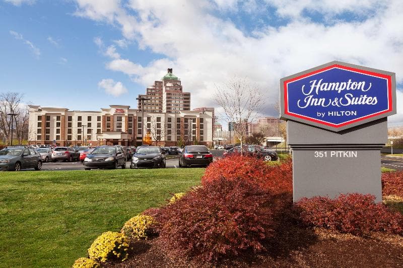 Hampton Inn & Suites Hartford/East Hartford 3