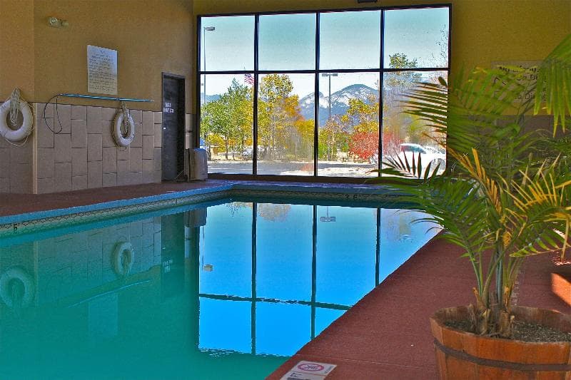 Hampton Inn Taos 4