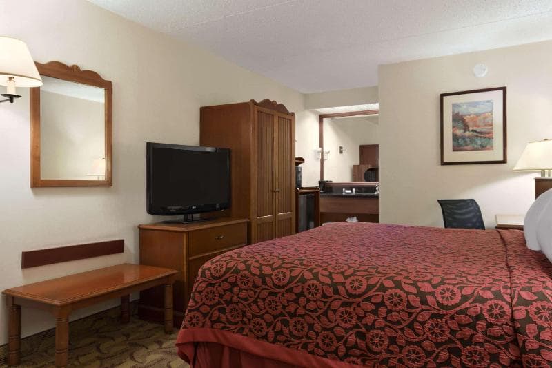 Days Inn by Wyndham Las Cruces 3