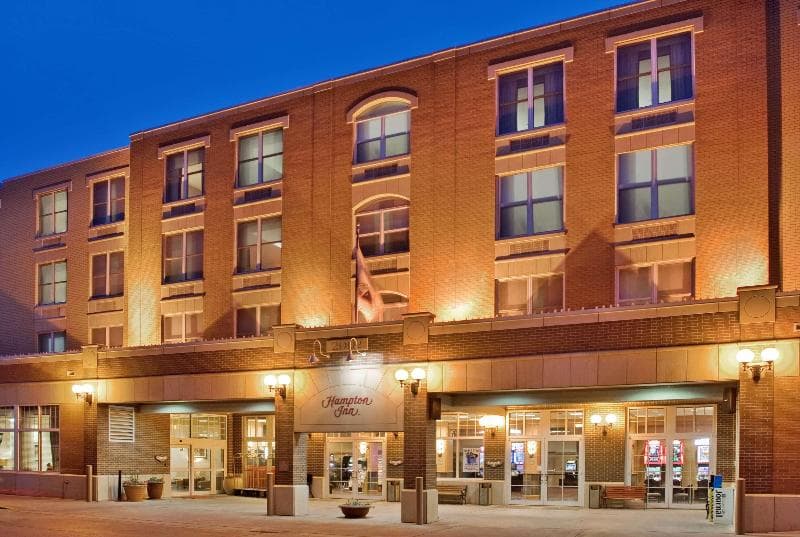 Hampton Inn Deadwood at Tin Lizzie Gaming Resort 2