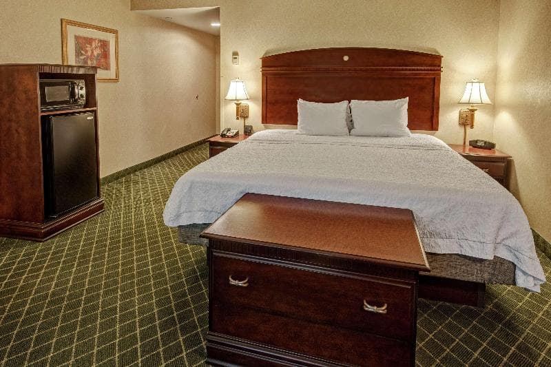 Hampton Inn Cambridge 5