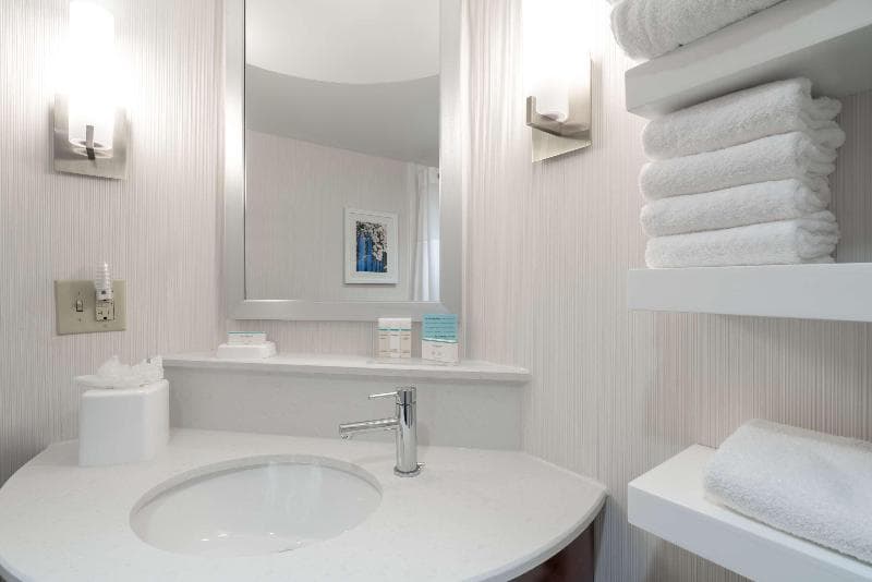 Hampton Inn Downingtown/Exton 5