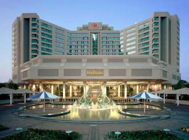Hilton East Brunswick Hotel & Executive Meeting Center photo 1