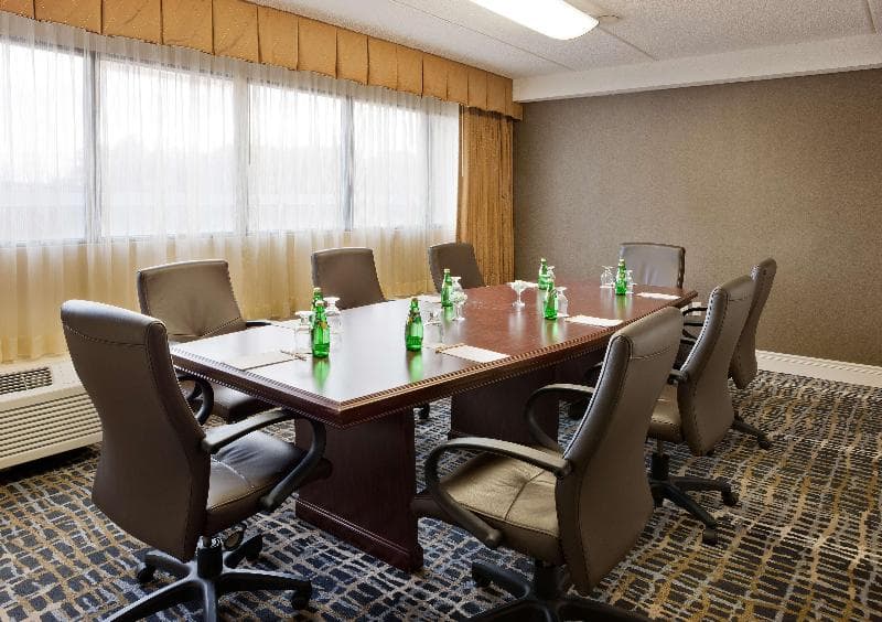 DoubleTree by Hilton Hotel Boston - Westborough photo 1
