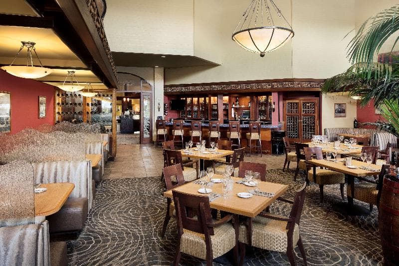 DoubleTree by Hilton Hotel Ontario Airport 3