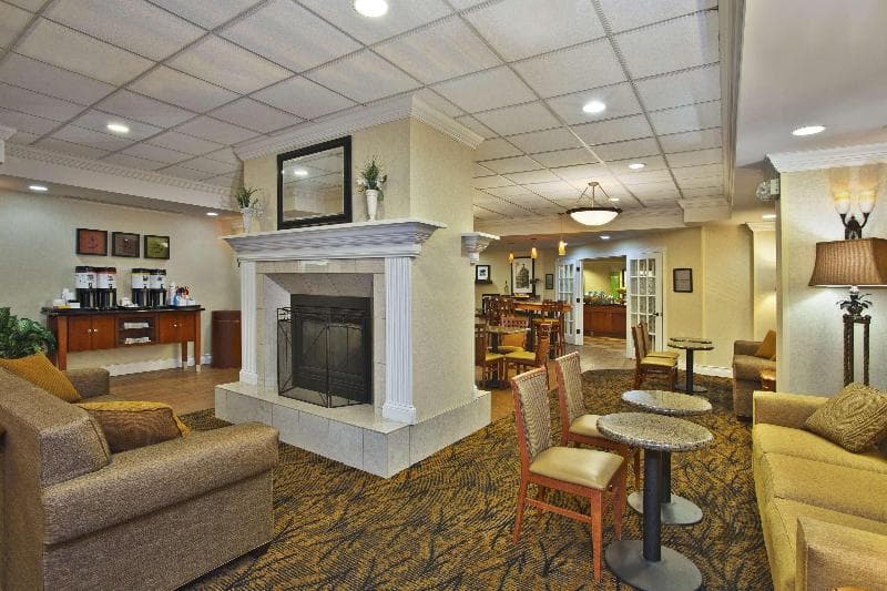 Hampton Inn Anderson 4
