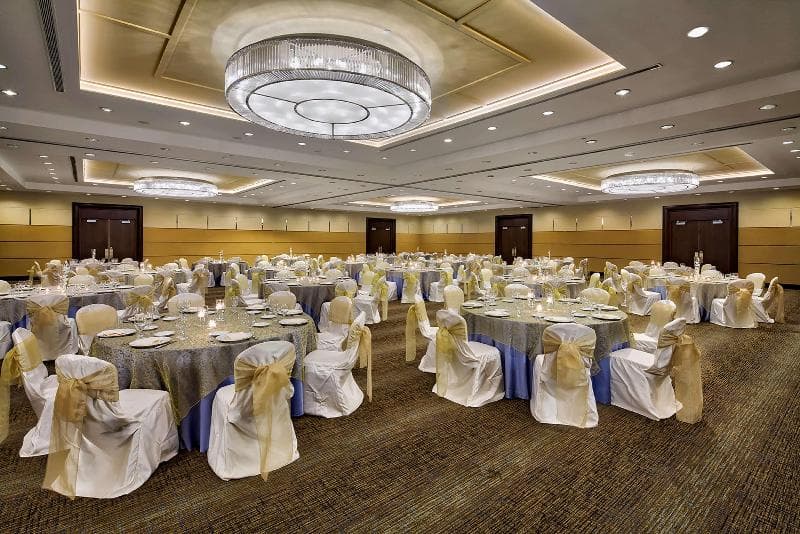 DoubleTree by Hilton Hotel Chicago - Arlington Heights photo 1