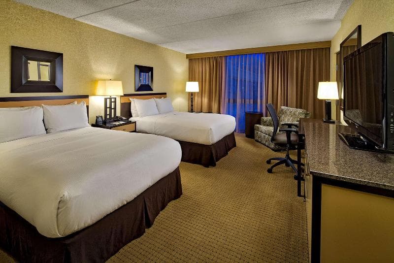 DoubleTree by Hilton Hotel Chicago - Arlington Heights 4