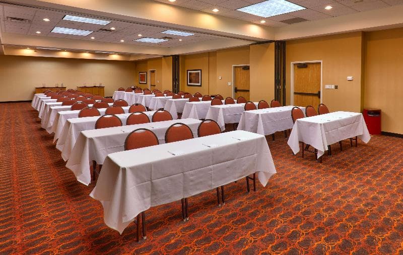 Hampton Inn & Suites Orem 3