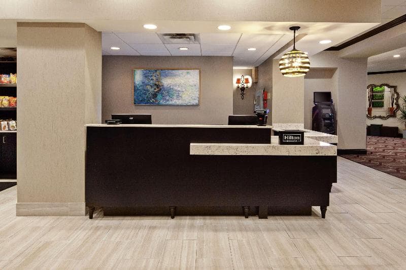 DoubleTree by Hilton New Orleans Airport 4