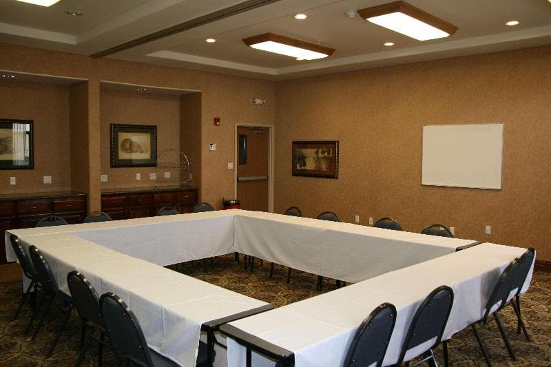 Hampton Inn & Suites Gallup 3