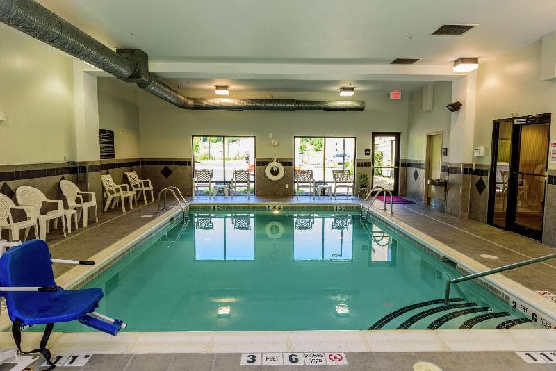 Hampton Inn & Suites Jamestown 3