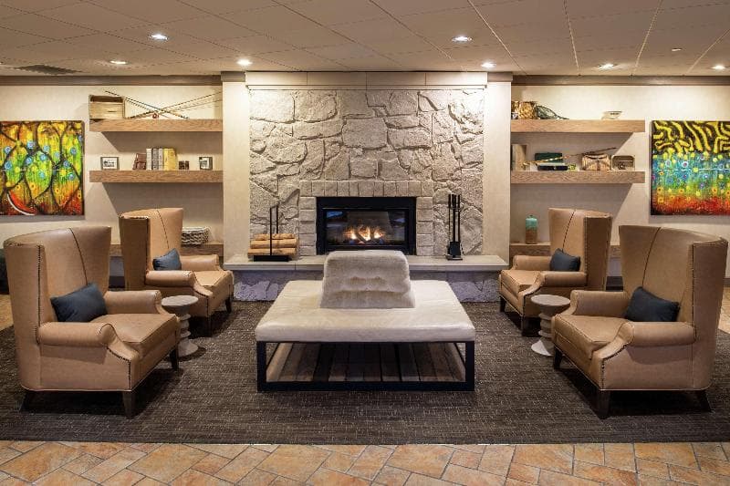 DoubleTree by Hilton Hotel Missoula - Edgewater 5