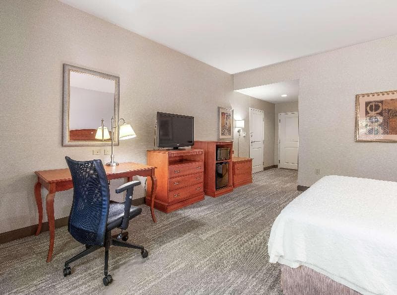 Hampton Inn & Suites North Conway 2